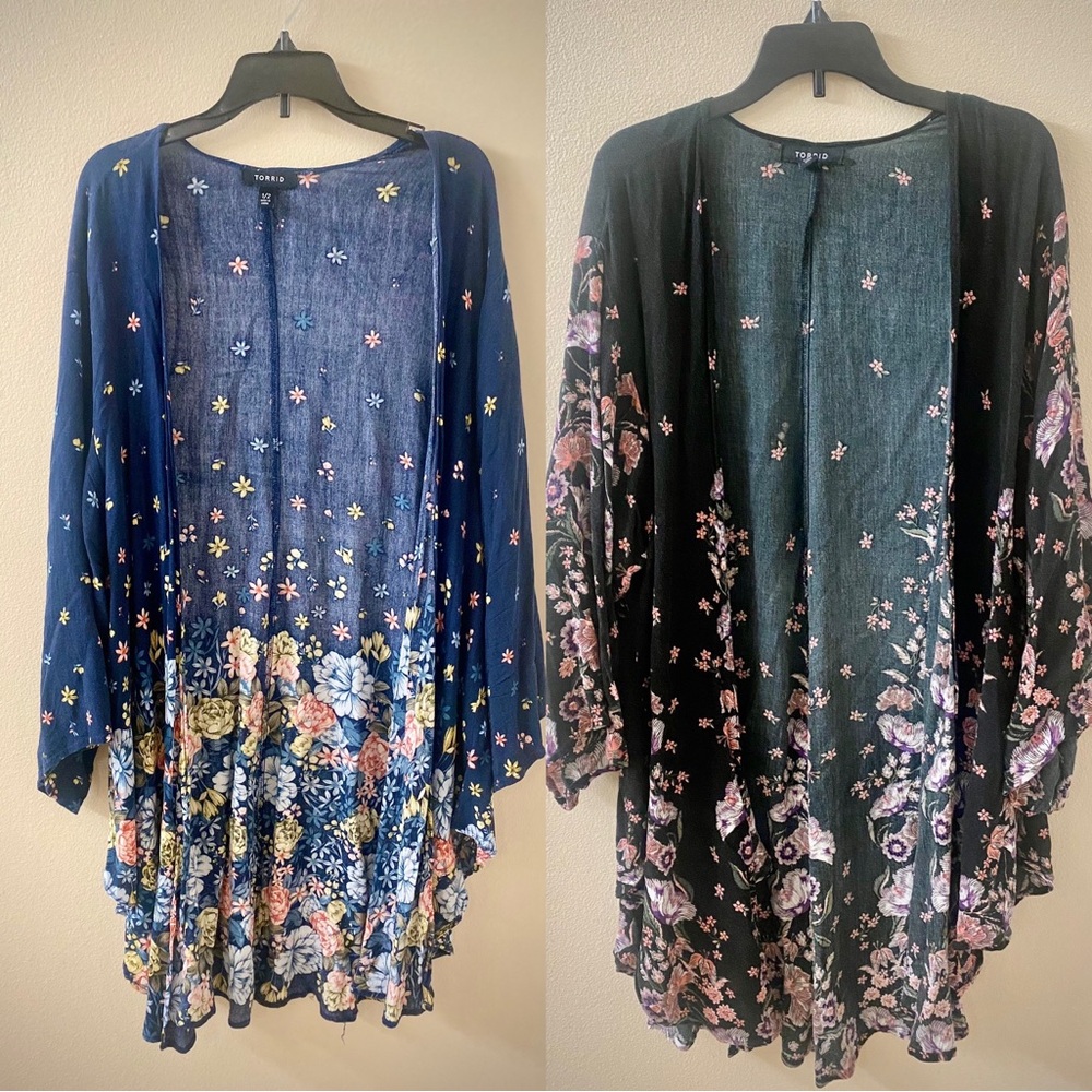 BOGO!!! Buy 1 Get 1 Free!!


Two Torrid Kimonos for the price of one!